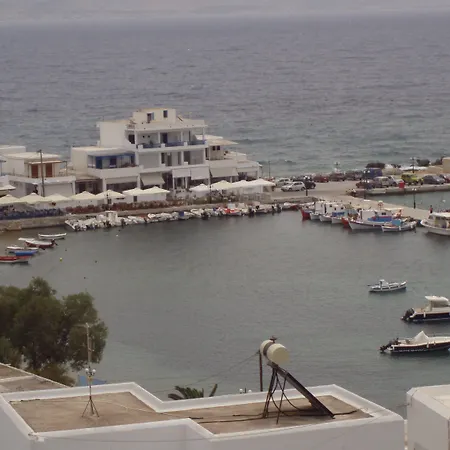 Katerina Hotel *